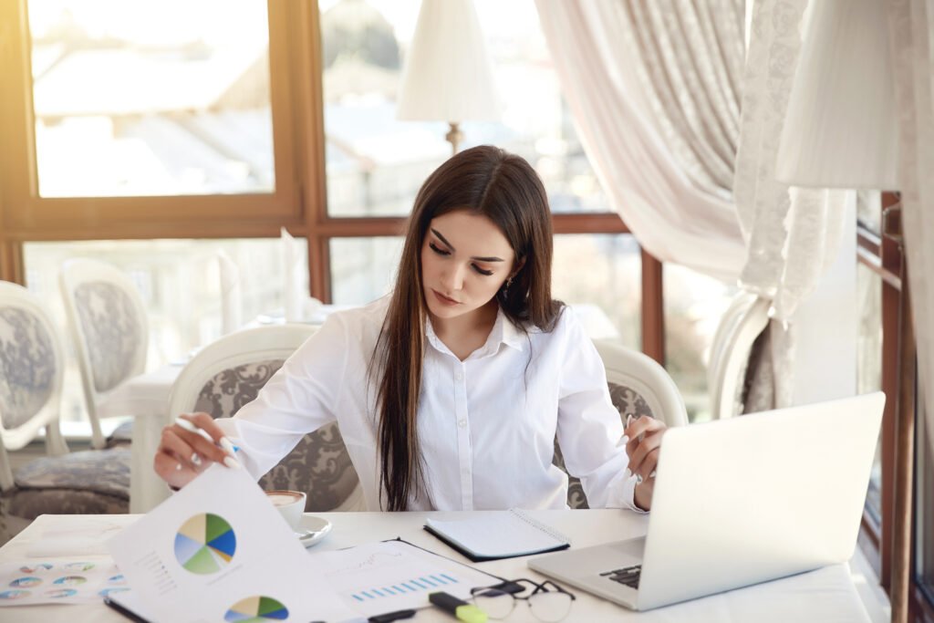 Why Professional Bookkeeping Is Essential for Business Growth